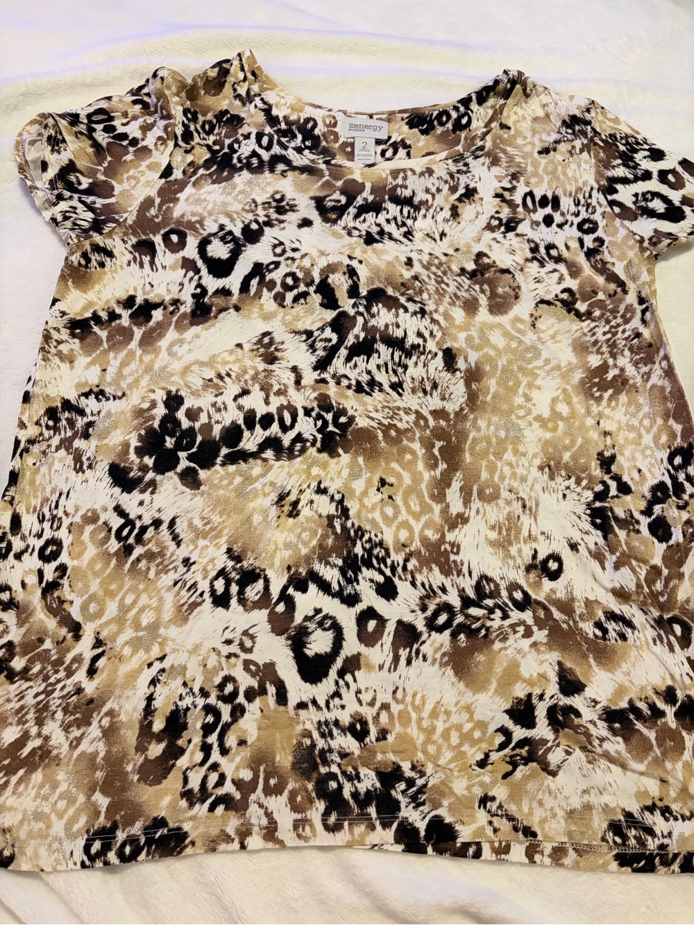 Zenergy Women’s Animal Print Short Sleeve Top